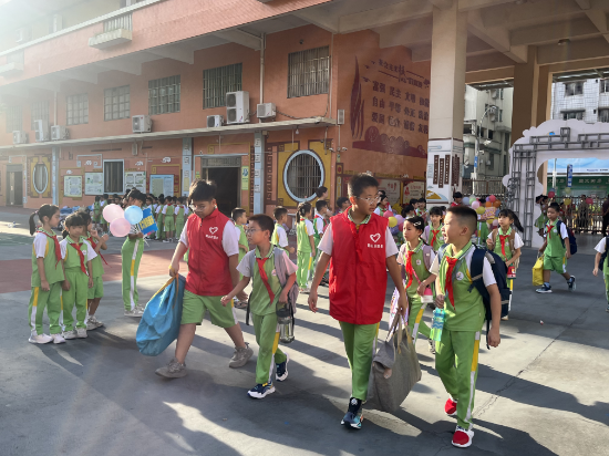 21三小學生義工.jpg
